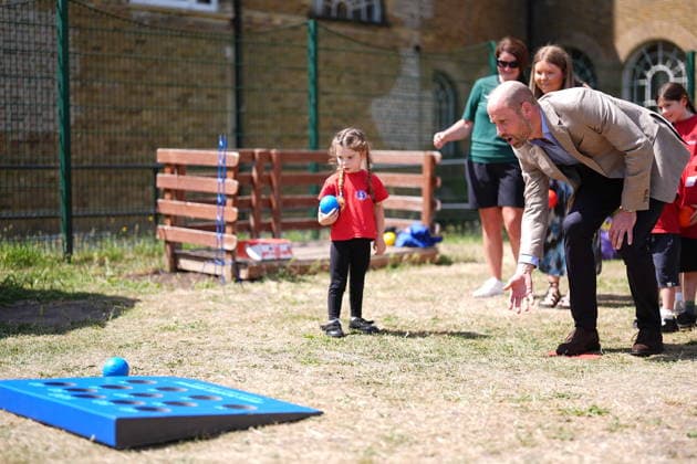 Prince William visits the London Welsh School in London, UK, 07 July 2026 The Prince of Wales playing game of bowls using a score wedge during a visit to the Ysgol Gymraeg Llundain (The London Welsh School) in Hanwell, West London, to join pupils in sending their best wishes to Team Wales ahead of the Glasgow 2026 Commonwealth Games, taking place from July 23 to August 2, featuring 10 sports and six para-sports. Picture date: Tuesday July 7, 2026., Credit:Aaron Chown PA ROTA - B68 Avalon London, United Kingdom  Copyright: xAaronxChownx xPAxROTAx-xB68x xAvalonx 1115025078