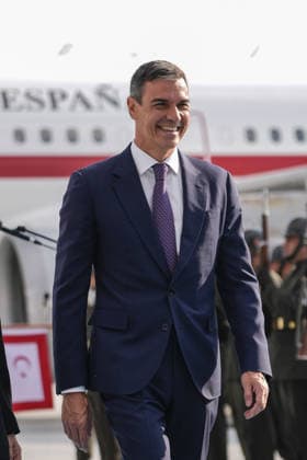 NATO Ankara Summit ANKARA, TURKIYE - JULY 7: Spanish Prime Minister Pedro Sanchez arrives at Ankara Airport ahead of the 36th NATO Heads of State and Government Summit in Ankara, Turkiye, on July 7, 2026. Osmancan Gurdogan Anadolu Ankara Turkey. Editorial use only. Please get in touch for any other usage.  Copyright: x2026xAnadoluxOsmancanxGurdoganx