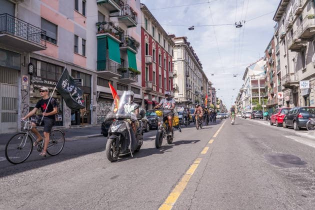 IPA86475159 - MILAN, July 7, 2026 - Viale Padova: a protest march by delivery riders organized by the USB union to demand recognition of the European directive and the classification of delivery riders as employees.  Copyright: xEmanuelexRobertoxDexCarlix xx 86475159