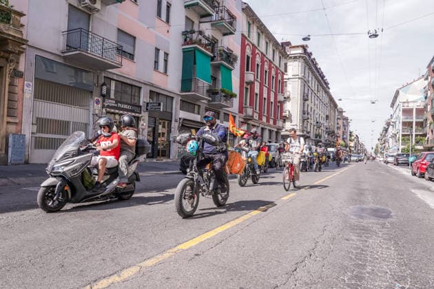 IPA86475164 - MILAN, July 7, 2026 - Viale Padova: a protest march by delivery riders organized by the USB union to demand recognition of the European directive and the classification of delivery riders as employees.  Copyright: xEmanuelexRobertoxDexCarlix xx 86475164