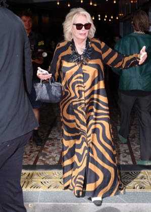 Amanda Lear at the Stéphane Rolland fashion show at the Olympia, Fall Winter 2026–2027 Haute Couture Collection during Paris Fashion Week, on July 7, 2026. Denis Guignebourg, Bestimage. Celebrities at the Stéphane Rolland Fall Winter 2026–2027 Haute Couture Collection fashion show, during Paris Fashion Week, on July 7, 2026, Paris, France  Copyright: xDenisxGuignebourgx xBestimagexDenisxGuignebourgx xBestimagex