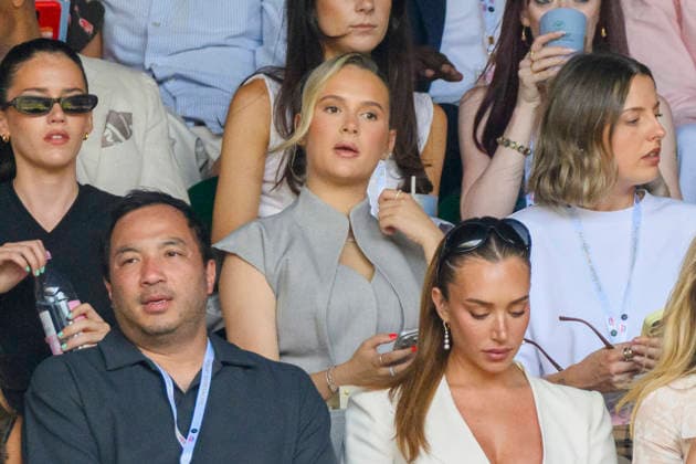July 7, 2026, London, London, UK: London, UK. Influencer Molly-Mae Hague watches centre court tennis during day nine of The Wimbledon Tennis Championships at All England Lawn Tennis and Croquet Club. London UK  - ZUMAl94_ 20260707_zaf_l94_016 Copyright: xRayxTangx