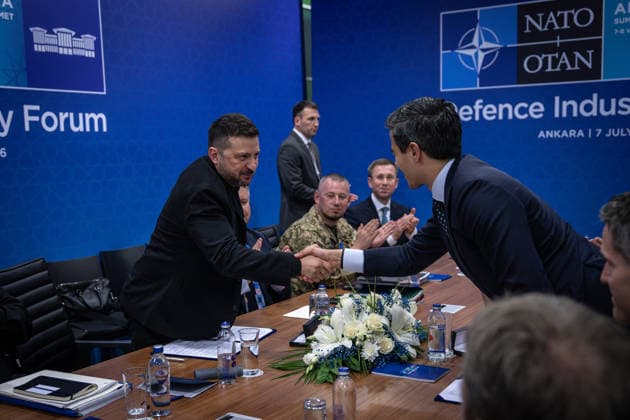 Ukrainian President Volodymyr Zelenskyy holds talks in Ankara ANKARA, TURKIYE - JULY 7: Ukrainian President Volodymyr Zelenskyy meets with Dutch Prime Minister Rob Jetten as they sign the Defense Cooperation Agreement Between Ukraine and the Netherlands during the Defence Industry Forum held within the scope of the 36th NATO Heads of State and Government Summit at ATO Congresium in Ankara, Turkiye, on July 7, 2026. Ozge Elif Kizil Anadolu Ankara Turkey. Editorial use only. Please get in touch for any other usage.  Copyright: x2026xAnadoluxOzgexElifxKizilx