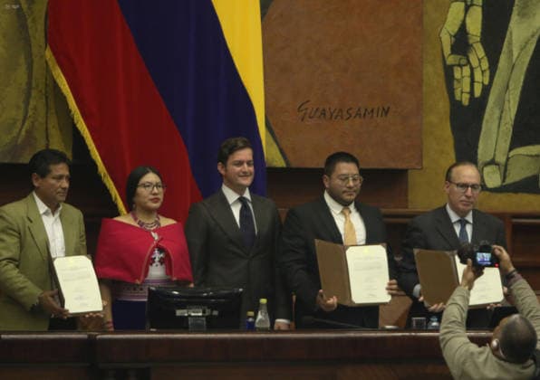 SWEARING-IN OF ALTERNATE MEMBERS OF THE CPCCS Quito, Tuesday, July 7, 2026 Swearing-in of the alternate members of the Council for Citizen Participation during the plenary session of the National Assembly: Jhonny Javier Escobar, Andrés Mendoza, and Roger Vallejo Photos by API Rolando Enriquez Quito, Pichincha, Ecuador POL POSESIONVOCALESSUPLENTESCPCCS bc62f138d00329f3edb5602e2f8f21c4 Copyright: xROLANDO-ENRIQUEZx