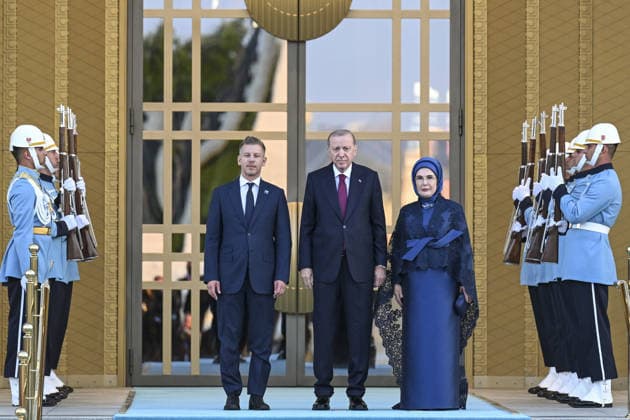 36th NATO Summit in Ankara ANKARA, TURKIYE - JULY 7: Turkish President Recep Tayyip Erdogan and his wife Emine Erdogan welcome Hungarian Prime Minister Peter Magyar during a reception hosted in honor of heads of state, heads of government and their spouses attending the 36th NATO Summit at the Presidential Complex in Ankara, Turkiye, on July 7, 2026. Mehmet Ali Ozcan Anadolu Ankara Turkey. Editorial use only. Please get in touch for any other usage.  Copyright: x2026xAnadoluxMehmetxAlixOzcanx