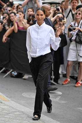 PFW Haute Couture Armani Prive Outside Arrivals JR Cindy Bruna arriving at the Armani Prive show during Haute Couture Fashion Week in Paris, France, on 7 July 2026. Photo by Julien Reynaud APS-Medias ABACAPRESS.COM Paris France  Copyright: xReynaudxJulien APS-Medias ABACAx