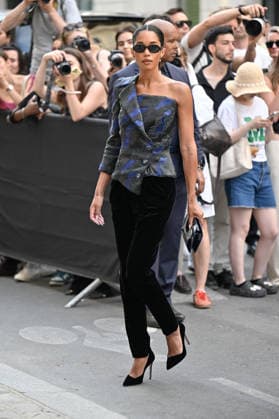 PFW Haute Couture Armani Prive Outside Arrivals JR Laura Harrier arriving at the Armani Prive show during Haute Couture Fashion Week in Paris, France, on 7 July 2026. Photo by Julien Reynaud APS-Medias ABACAPRESS.COM Paris France  Copyright: xReynaudxJulien APS-Medias ABACAx