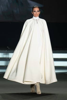 PFW - Stephane Rolland Runway Nieves Álvarez walks the runway during the Stephane Rolland Haute Couture Fall Winter 2026 2027 show as part of Paris Fashion Week in Paris, France on July 07, 2026. Photo by Laurent Zabulon ABACAPRESS.COM Paris  Copyright: xZabulonxLaurent ABACAx