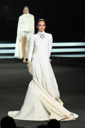 PFW - Stephane Rolland Runway Nieves Álvarez walks the runway during the Stephane Rolland Haute Couture Fall Winter 2026 2027 show as part of Paris Fashion Week in Paris, France on July 07, 2026. Photo by Laurent Zabulon ABACAPRESS.COM Paris  Copyright: xZabulonxLaurent ABACAx
