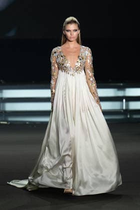 PFW - Stephane Rolland Runway A model walks the runway during the Stephane Rolland Haute Couture Fall Winter 2026 2027 show as part of Paris Fashion Week in Paris, France on July 07, 2026. Photo by Laurent Zabulon ABACAPRESS.COM  Copyright: xZabulonxLaurent ABACAx