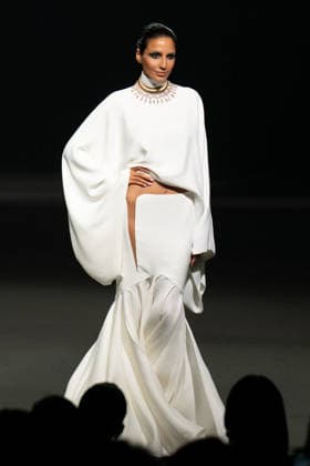 PFW - Stephane Rolland Runway A model walks the runway during the Stephane Rolland Haute Couture Fall Winter 2026 2027 show as part of Paris Fashion Week in Paris, France on July 07, 2026. Photo by Laurent Zabulon ABACAPRESS.COM  Copyright: xZabulonxLaurent ABACAx