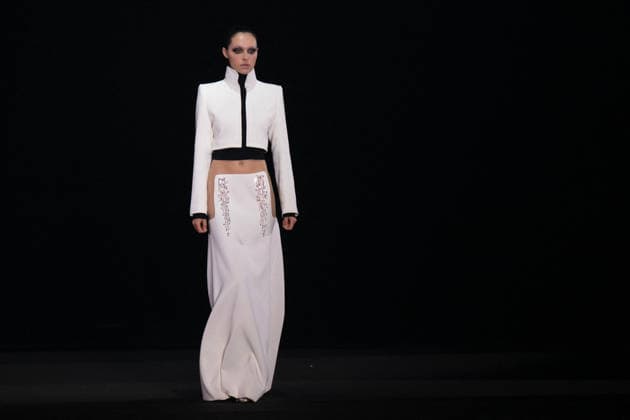 PFW - Stephane Rolland Runway A model walks the runway during the Stephane Rolland Haute Couture Fall Winter 2026 2027 show as part of Paris Fashion Week in Paris, France on July 07, 2026. Photo by Laurent Zabulon ABACAPRESS.COM  Copyright: xZabulonxLaurent ABACAx