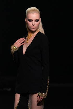 PFW - Stephane Rolland Runway A model walks the runway during the Stephane Rolland Haute Couture Fall Winter 2026 2027 show as part of Paris Fashion Week in Paris, France on July 07, 2026. Photo by Laurent Zabulon ABACAPRESS.COM  Copyright: xZabulonxLaurent ABACAx