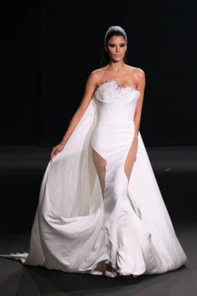 PFW - Stephane Rolland Runway A model walks the runway during the Stephane Rolland Haute Couture Fall Winter 2026 2027 show as part of Paris Fashion Week in Paris, France on July 07, 2026. Photo by Laurent Zabulon ABACAPRESS.COM  Copyright: xZabulonxLaurent ABACAx