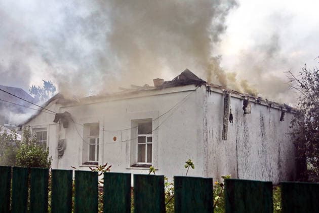 RECORD DATE NOT STATED Thick smoke rises above a residential building damaged in a massive combined Russian attack in Vyshneve, Kyiv region, Ukraine, on July 6, 2026. Russian forces launched a large-scale attack on the city and the region using ballistic and cruise missiles, as well as attack drones. Dozens of houses on five streets were destroyed, while warehouses and businesses sustained damage. More than 600 local residents were evacuated due to the detonation of explosive hazards. Six people were killed and at least 26 others were injured, including a nine-month-old baby and a 12-year-old child (Photo by Volodymyr Tarasov Ukrinform) Russian forces strike Zaporizhzhia with two guided bombs  Copyright: xVolodymyrxTarasovx