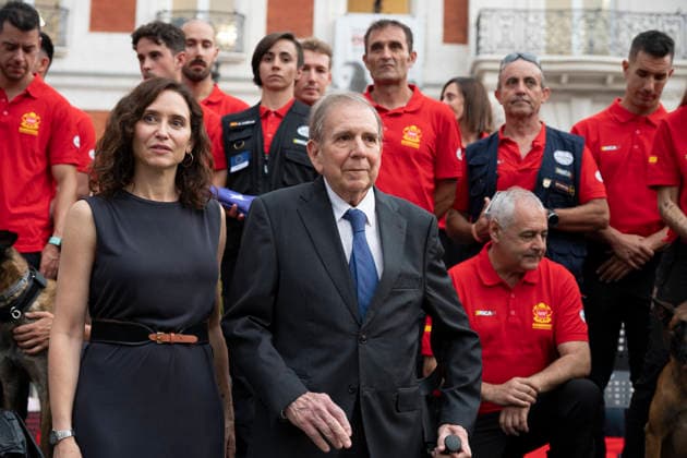 Tribute From The Community Of Madrid To The Venezuelan People Following The Earthquakes the President of the Community of Madrid, Isabel Diaz Ayuso, and the President-elect of Venezuela, Edmundo Gonzalez Urrutia, attend the tribute organised by the Community of Madrid following the earthquakes in Venezuela, at the Puerta del Sol, on 7 July 2026, in Madrid, Spain. Copyright: xx photo01673