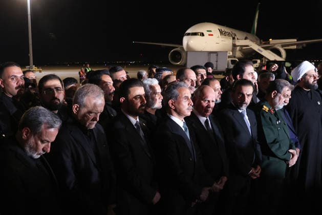 Body of slain Iranian supreme leader arrives in Iraq ahead of funeral procession NAJAF, IRAQ - JULY 7: (----EDITORIAL USE ONLY – MANDATORY CREDIT - IRANIAN PRESIDENCY HANDOUT - NO MARKETING NO ADVERTISING CAMPAIGNS - DISTRIBUTED AS A SERVICE TO CLIENTS----) Iraqi Prime Minister Ali al-Zaidi (3rd L), Iranian President Masoud Pezeshkian (2nd L), Iranian Foreign Minister Abbas Araghchi (L), President of the Supreme Judicial Council of Iraq Faiq Zidan (4th L), Iraqi Foreign Minister Fuad Hussein (4th R), Leader of the Iraqi Progress (Takaddum) Party Mohamed al-Halbousi (3rd R) and Qais al-Khazali (R), leader of the Asa ib Ahl al-Haq movement, welcome the arrival of the late Iranian Supreme Leader Ayatollah Ali Khamenei s body at Najaf Inter  Copyright: x2026xAnadoluxIranianxPresidencyx xHandoutx