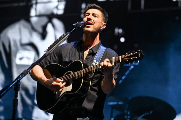 IPA86486372 - Marcus Mumford of Mumford &amp; Sons during the 2026 Tour, at Rock in Roma 2026, on July 27, 2026, in Rome, Italy.  Copyright: xDomenicoxCippitelli LiveMediax xx 86486372