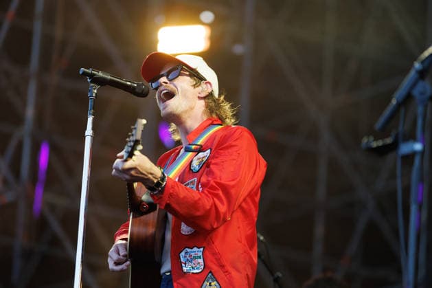 Music Concert - CAAMP - Live in 2026 Taylor Meier, member of the band Caamp, performs on the stage of Rock in Roma on July 07, 2026 at Ippodromo delle Capannelle, Rome, Italy. Rome Ippodromo delle Capannelle Italy Copyright: xEmanuelaxVertollix xLiveMediax LPM_2556003