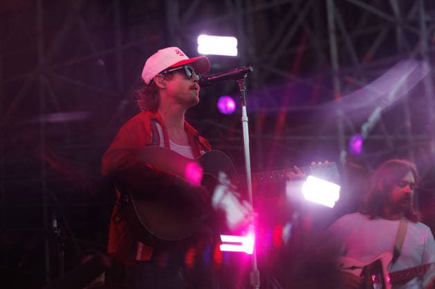 Music Concert - CAAMP - Live in 2026 Taylor Meier, member of the band Caamp, performs on the stage of Rock in Roma on July 07, 2026 at Ippodromo delle Capannelle, Rome, Italy. Rome Ippodromo delle Capannelle Italy Copyright: xEmanuelaxVertollix xLiveMediax LPM_2556014