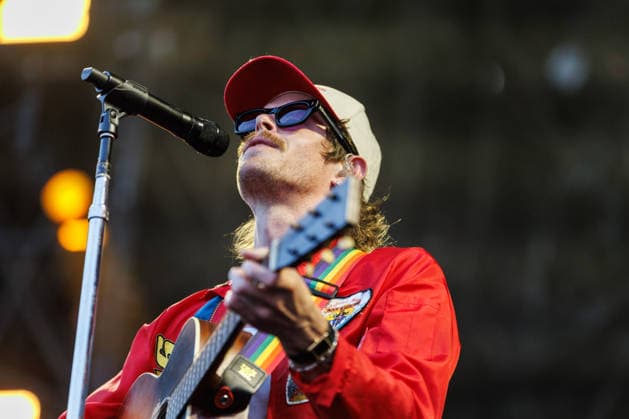 IPA86486765 - Taylor Meier, a member of the band Caamp, performs on stage at Rock in Roma on July 7, 2026, at the Ippodromo delle Capannelle in Rome, Italy.  Copyright: xEmanuelaxVertolli LiveMediax xx 86486765