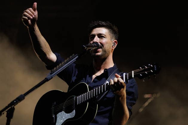 IPA86487498 - Marcus Mumford, a member of the band Mumford &amp; Sons, performs as part of the Prizefighter Tour at Rock in Roma on July 7, 2026, at the Ippodromo delle Capannelle in Rome, Italy.  Copyright: xEmanuelaxVertolli LiveMediax xx 86487498