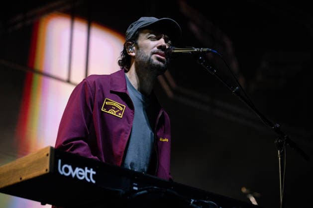 IPA86487397 - Ben Lovett, a member of the band Mumford &amp; Sons, performs as part of the Prizefighter Tour at Rock in Roma on July 7, 2026, at the Ippodromo delle Capannelle in Rome, Italy.  Copyright: xEmanuelaxVertolli LiveMediax xx 86487397