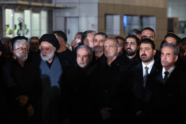 Body of slain Iranian supreme leader arrives in Iraq ahead of funeral procession NAJAF, IRAQ - JULY 8: (----EDITORIAL USE ONLY – MANDATORY CREDIT - IRANIAN PRESIDENCY HANDOUT - NO MARKETING NO ADVERTISING CAMPAIGNS - DISTRIBUTED AS A SERVICE TO CLIENTS----) Iranian President Masoud Pezeshkian (C), Iranian Foreign Minister Abbas Araghchi, Iraqi Prime Minister Ali al-Zaidi, President of the Supreme Judicial Council of Iraq Faiq Zidan and Iraqi Foreign Minister Fuad Hussein welcome the arrival of the late Iranian Supreme Leader Ayatollah Ali Khamenei s body at Najaf International Airport in Najaf, Iraq, on July 8, 2026. Khamenei was killed in US-Israeli strikes on Iran that began on Feb. 28, triggering weeks of retaliatory attacks from Teh  Copyright: x2026xAnadoluxIranianxPresidencyx xHandoutx