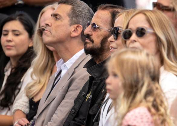 July 07, 2026 - Beverly Hills, California, USA - RINGO STARR, who turns 86 today, listens to the music played in his honor during his Annual Peace & Love Birthday Celebration at Beverly Hills Garden Park. Beverly Hills USA - ZUMAce6_ 20260707_zaf_ce6_022 Copyright: xBrianxCahnx