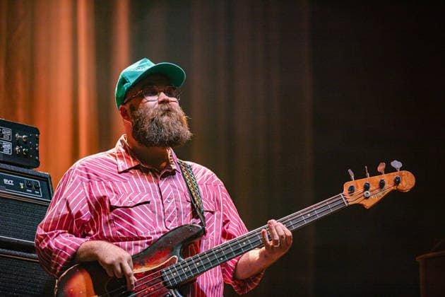 Alabama Shake live at Lucca Summer festival in Lucca, Italy - 07 Jul 2026 Bassist Zac Cockrell of Alabama Shake performs live on stage during a concert. The celebrated American band Alabama Shake performed on stage in Piazza Napoleone in Lucca, marking the highly anticipated only Italian date of their world tour. The concert marks their historic return to the country after a ten-year absence, celebrating the official reunion of founding members Brittany Howard, Heath Fogg, and Zac Cockrell. Lucca Italy Copyright: xCarloxVerganix xSOPAxImagesx ALABAMASHAKE26(16)