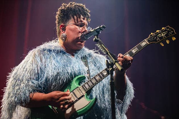 Alabama Shake live at Lucca Summer festival in Lucca, Italy - 07 Jul 2026 Singer Brittany Howard of Alabama Shake performs live on stage during a concert. The celebrated American band Alabama Shake performed on stage in Piazza Napoleone in Lucca, marking the highly anticipated only Italian date of their world tour. The concert marks their historic return to the country after a ten-year absence, celebrating the official reunion of founding members Brittany Howard, Heath Fogg, and Zac Cockrell. Lucca Italy Copyright: xCarloxVerganix xSOPAxImagesx ALABAMASHAKE26(9)