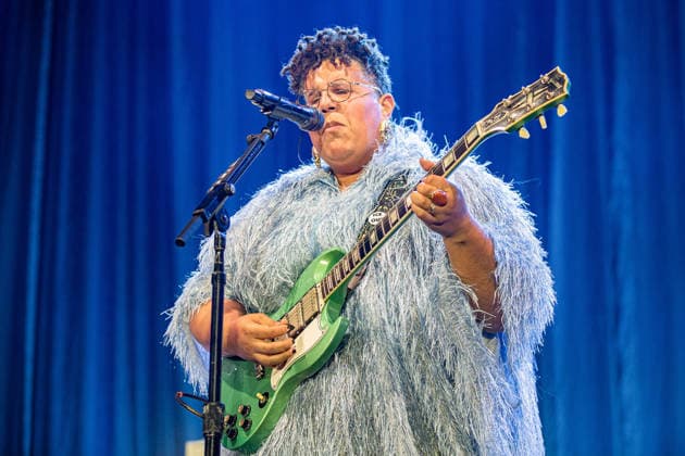 Alabama Shake live at Lucca Summer festival in Lucca, Italy - 07 Jul 2026 Singer Brittany Howard of Alabama Shake performs live on stage during a concert. The celebrated American band Alabama Shake performed on stage in Piazza Napoleone in Lucca, marking the highly anticipated only Italian date of their world tour. The concert marks their historic return to the country after a ten-year absence, celebrating the official reunion of founding members Brittany Howard, Heath Fogg, and Zac Cockrell. Lucca Italy Copyright: xCarloxVerganix xSOPAxImagesx ALABAMASHAKE26(22)