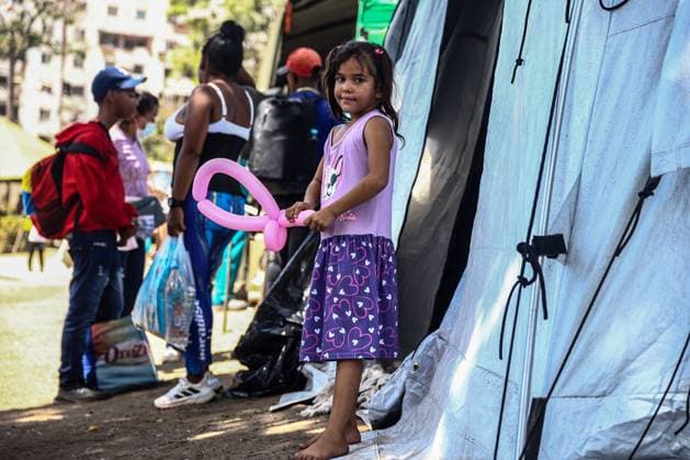 Aftermath of the Earthquake in Caraballeda, La Guaira, Venezuela CARABALLEDA, LA GUAIRA, VENEZUELA JULY 7, 2026: Displaced families shelter in temporary camps following the devastating earthquakes that struck Venezuela s Caribbean coast. Thousands of residents remain without permanent housing as humanitarian organizations provide emergency assistance, while rescue and recovery operations continue across the hardest-hit communities in La Guaira state. Authorities say the earthquakes have killed at least 3,685 people, injured more than 16,700, left thousands missing, and displaced nearly 18,000 residents. CARABALLEDA Venezuela (Bolivarian Republic of) Copyright: x xLauraxdexChiclanax xJNAxPressx