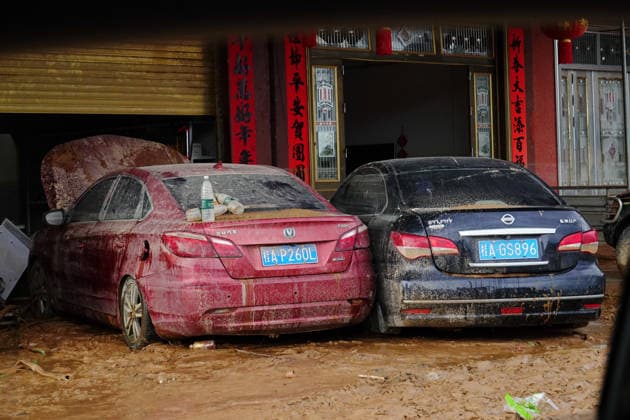 NANNING, CHINA - JULY 07: Flood-soaked cars are parked on July 7, 2026 in Hengzhou, Nanning, Guangxi Zhuang Autonomous Region of China. Recent extreme rainstorms triggered by Typhoon Maysak, the 10th typhoon of the year, have caused severe flooding in parts of south China s Guangxi Zhuang Autonomous Region.  Copyright: xVCGx 111652981448