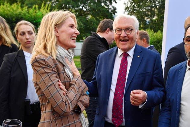 RECORD DATE NOT STATED FEST DER PRODUKTIONSALLIANZ - Berlin Maria Furtwaengler und Frank-Walter Steinmeier (Bundespräsident) beim FEST DER PRODUKTIONSALLIANZ der Allianz Deutscher Produzenten - Film & Fernsehen e.V. (Produktionsallianz) im Tipi am Kanzleramt in Berlin am 07.07.2026 *** PRODUCTION ALLIANCE CELEBRATION Berlin: Maria Furtwängler and Frank Walter Steinmeier, President of Germany, at the PRODUCTION ALLIANCE CELEBRATION hosted by the Alliance of German Film and Television Producers (Allianz Deutscher Produzenten Film Fernsehen e. V.) at the Tipi am Kanzleramt in Berlin on July 7, 2026 Copyright: xEventpressxBerndtx