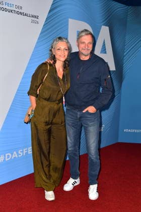 RECORD DATE NOT STATED FEST DER PRODUKTIONSALLIANZ - Berlin Stefan Jürgens mit Ehefrau Boriana Rosenmüller beim FEST DER PRODUKTIONSALLIANZ der Allianz Deutscher Produzenten - Film & Fernsehen e.V. (Produktionsallianz) im Tipi am Kanzleramt in Berlin am 07.07.2026 *** PRODUCTION ALLIANCE GALA Berlin: Stefan Jürgens with his wife Boriana Rosenmüller at the PRODUCTION ALLIANCE GALA hosted by the Alliance of German Film and Television Producers (Allianz Deutscher Produzenten Film Fernsehen e. V.) at the Tipi am Kanzleramt in Berlin on July 7, 2026 Copyright: xEventpressxBerndtx
