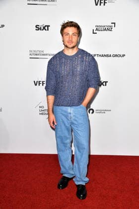RECORD DATE NOT STATED FEST DER PRODUKTIONSALLIANZ - Berlin Jannik Schuemann beim FEST DER PRODUKTIONSALLIANZ der Allianz Deutscher Produzenten - Film & Fernsehen e.V. (Produktionsallianz) im Tipi am Kanzleramt in Berlin am 07.07.2026 *** PRODUCTION ALLIANCE FESTIVAL Berlin Jannik Schuemann at the PRODUCTION ALLIANCE FESTIVAL hosted by the Alliance of German Film and Television Producers e.V. (Production Alliance) at the Tipi am Kanzleramt in Berlin on July 7, 2026 Copyright: xEventpressxBerndtx