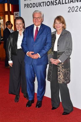 RECORD DATE NOT STATED FEST DER PRODUKTIONSALLIANZ - Berlin Frank-Walter Steinmeier (Bundespräsident) mit Ehefrau Elke Büdenbender beim FEST DER PRODUKTIONSALLIANZ der Allianz Deutscher Produzenten - Film & Fernsehen e.V. (Produktionsallianz) im Tipi am Kanzleramt in Berlin am 07.07.2026 *** PRODUCTION ALLIANCE GALA Berlin: Frank Walter Steinmeier, Federal President, with his wife Elke Büdenbender at the PRODUCTION ALLIANCE GALA hosted by the Alliance of German Film and Television Producers e.V. (Production Alliance) at the Tipi am Kanzleramt in Berlin on July 7, 2026 Copyright: xEventpressxBerndtx