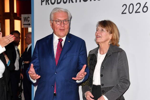 RECORD DATE NOT STATED FEST DER PRODUKTIONSALLIANZ - Berlin Frank-Walter Steinmeier (Bundespräsident) mit Ehefrau Elke Büdenbender beim FEST DER PRODUKTIONSALLIANZ der Allianz Deutscher Produzenten - Film & Fernsehen e.V. (Produktionsallianz) im Tipi am Kanzleramt in Berlin am 07.07.2026 *** PRODUCTION ALLIANCE GALA Berlin: Frank Walter Steinmeier, Federal President, with his wife Elke Büdenbender at the PRODUCTION ALLIANCE GALA hosted by the Alliance of German Film and Television Producers e.V. (Production Alliance) at the Tipi am Kanzleramt in Berlin on July 7, 2026 Copyright: xEventpressxBerndtx