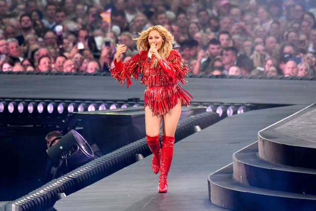 Helene Fischer live bei einem Konzert ihrer 360Â° Stadion Tour in der Heinz von Heiden Arena. Hannover, 07.07.2026 (Hinweis: Verwendung nur redaktionell in Bezug auf das Konzert bzw. die aktuelle Tour) *** Helene Fischer performing live at a concert on her 360° Stadium Tour at the Heinz von Heiden Arena in Hanover, July 7, 2026. Note: For editorial use only in connection with the concert or the current tour. Foto:xC.xNiehausx xFuturexImagex fischer_6707