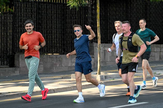 French President Macron goes for morning jog in Ankara ANKARA, TURKIYE - JULY 08: French President Emmanuel Macron goes for a morning jog in Ankara, Turkiye, where he arrived for the 36th NATO Heads of State and Government Summit on July 08, 2026. Gokhan Balci Anadolu Ankara Turkey. Editorial use only. Please get in touch for any other usage.  Copyright: x2026xAnadoluxGokhanxBalcix