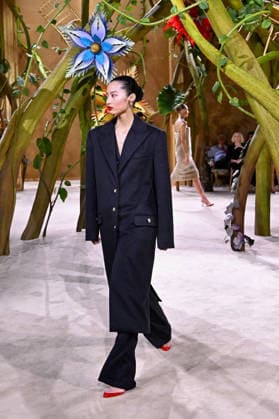 PFW - Chanel Runway A model walks the runway during the Chanel Haute Couture Fall Winter 2026 2027 show as part of Paris Fashion Week on July 07, 2026 in Paris, France. Photo by Franck Castel ABACAPRESS.COM Paris France  Copyright: xCastelxFranck ABACAx