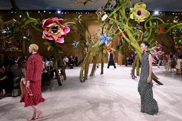 PFW - Chanel Runway A model walks the runway during the Chanel Haute Couture Fall Winter 2026 2027 show as part of Paris Fashion Week on July 07, 2026 in Paris, France. Photo by Franck Castel ABACAPRESS.COM Paris France  Copyright: xCastelxFranck ABACAx