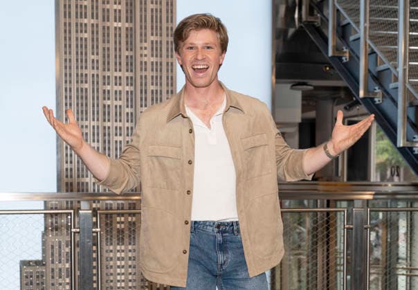 July 7, 2026, New York, New York, USA: ROBERT IRWIN visits the Empire State Building in New York to celebrate the upcoming premiere of Dancing with the Stars The Next Pro on ABC. 7 July 2026 New York USA  - ZUMAa265 20260707_zep_a265_007 Copyright: xEricxAcquayex