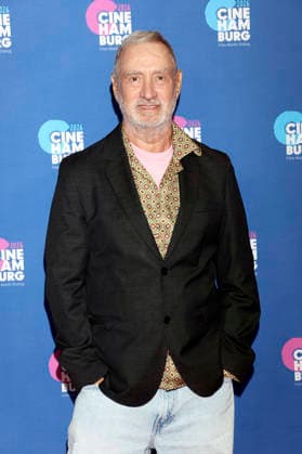 Roland Emmerich bei der Verleihung der Gläsernen Leinwand an Roland Emmerich im Rahmen der CineHamburg 2026 im Cinemaxx Dammtor. Hamburg, 07.07.2026 *** Roland Emmerich at the presentation of the Gläsernes Leinwand award to Roland Emmerich as part of CineHamburg 2026 at Cinemaxx Dammtor in Hamburg, July 7, 2026 Foto:xgbrcix xFuturexImagex emmerich_6702