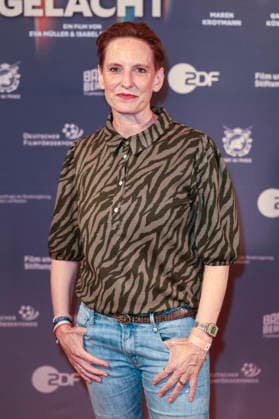 Okka Gundel bei der Premiere des Dokumentarfilms Was haben wir gelacht im Filmpalast. Köln, 07.07.2026 *** Okka Gundel at the premiere of the documentary *Was haben wir gelacht* at the Filmpalast in Cologne, July 7, 2026 Foto:xR.xSchmiegeltx xFuturexImagex gelacht_6615