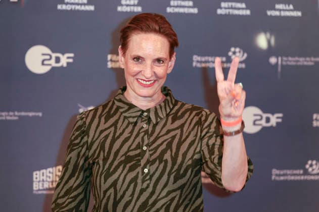 Okka Gundel bei der Premiere des Dokumentarfilms Was haben wir gelacht im Filmpalast. Köln, 07.07.2026 *** Okka Gundel at the premiere of the documentary *Was haben wir gelacht* at the Filmpalast in Cologne, July 7, 2026 Foto:xR.xSchmiegeltx xFuturexImagex gelacht_6616