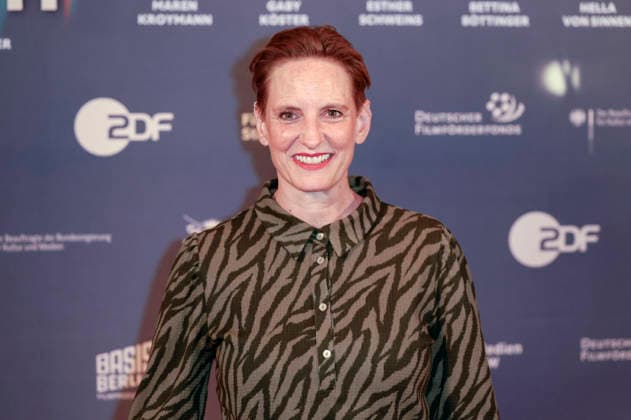 Okka Gundel bei der Premiere des Dokumentarfilms Was haben wir gelacht im Filmpalast. Köln, 07.07.2026 *** Okka Gundel at the premiere of the documentary *Was haben wir gelacht* at the Filmpalast in Cologne, July 7, 2026 Foto:xR.xSchmiegeltx xFuturexImagex gelacht_6617