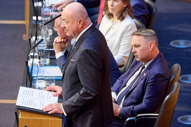 - Wien 08.07.2026 - Nationalrat SItzung Parlament - Der Nationalrat trat heute im Hohen Haus zu einer regluären Nationalratssitzung zusammen. Haupthema war das Doppelbudget . PHOTO: am Rednerpult, Bundeskanzler Christian Stocker (R ÖVP) Vizekanzler Andreas Babler (R SPÖ) auf der Regierungsbank. Vienna (AUSTRIA) - Austrian Parliament National Council session - The National Council met today in the House for a regular session. The main topic was the dual budget. Budget, Finanzen, Staatsfinanzen, Geld, Steuern, Ausgaben, Einnahmen, Regierung, echtes Dopelbudet 2027 28 , 2028, Schulden, Nationalratssitzung, Nationalrat SItzung *** Vienna, July 8, 2026 National Council Session Parliament The National Council convened today in the House 