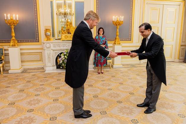 Den Haag, The Netherlands, 2026-07-08 10:20:13 THE HAGUE, 08-07-2026, Noordeinde Palace. King Willem Alexander receives the Ambassador of the People s Republic of Bangladesh, His Excellency Faiyaz Murshid Kazi, at Noordeinde Palace in The Hague for the presentation of their credentials. PHOTO: NLBeeld POOL Wesley de Wit Credit: NL Beeld Patrick van Emst  Copyright: xx x
